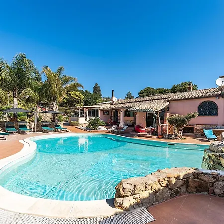 Guest House Villa Verde - Short Term Room Rentals-2